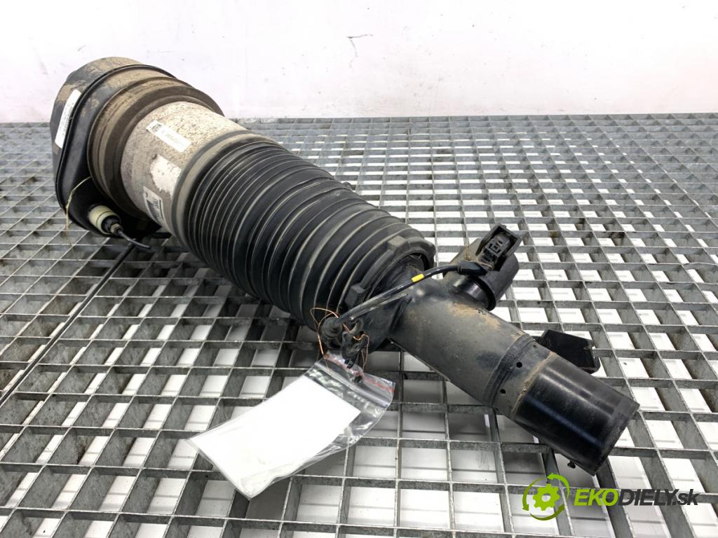 BMW G05 SUV 2020 195 kW xDrive 30 d 2993 tlumič pravý přední část HH-AF0113-310