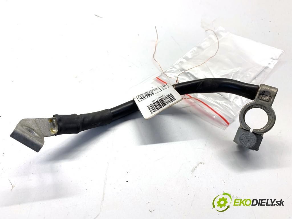 BMW G05 SUV 2020 195 kW xDrive 30 d 2993 svorka MINUS: 8797708