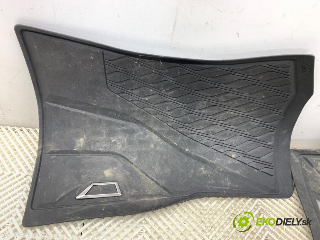 BMW G05 SUV 2020 195 kW xDrive 30 d 2993 koberček 2458552