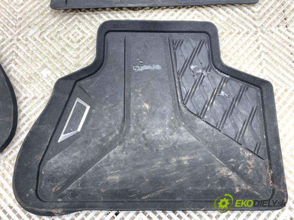 BMW G05 SUV 2020 195 kW xDrive 30 d 2993 koberček 2458552