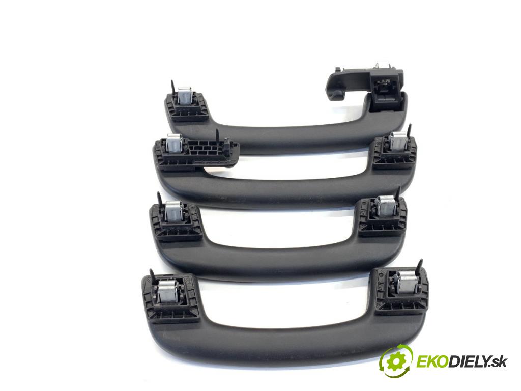 BMW G05 SUV 2020 195 kW xDrive 30 d 2993 rúčky čalunenie