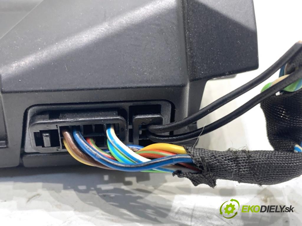 BMW G05 SUV 2020 195 kW xDrive 30 d 2993 KAMERA okna prednej 5A03277