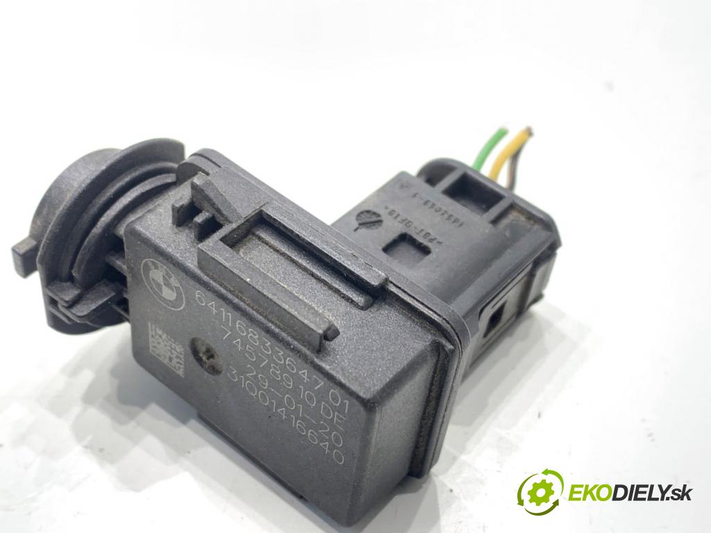 BMW G05 SUV 2020 195 kW xDrive 30 d 2993 Snímač kvality vzduchu 6833647