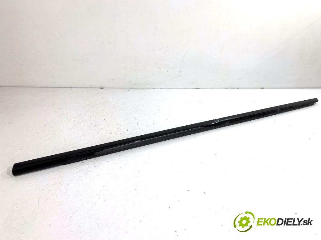 BMW G05 SUV 2020 195 kW xDrive 30 d 2993 Lišta Sbírání: predný ľavy 