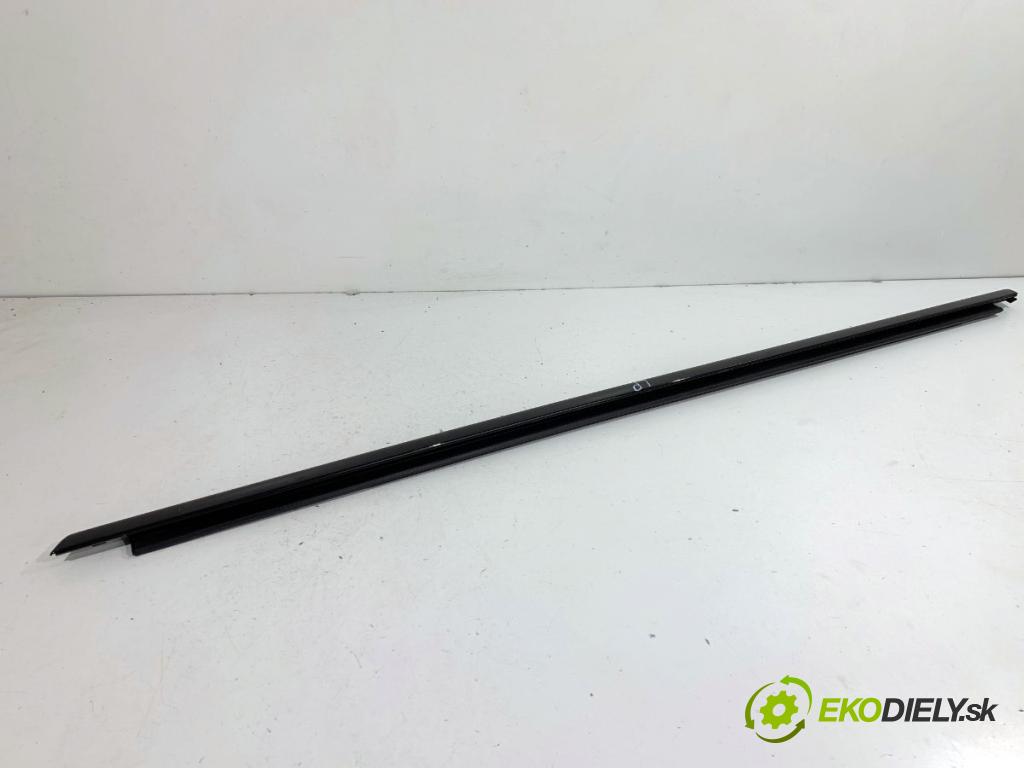 BMW G05 SUV 2020 195 kW xDrive 30 d 2993 Lišta Sbírání: predný ľavy