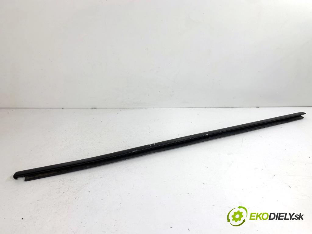 BMW G05 SUV 2020 195 kW xDrive 30 d 2993 Lišta Sbírání: zad pravy