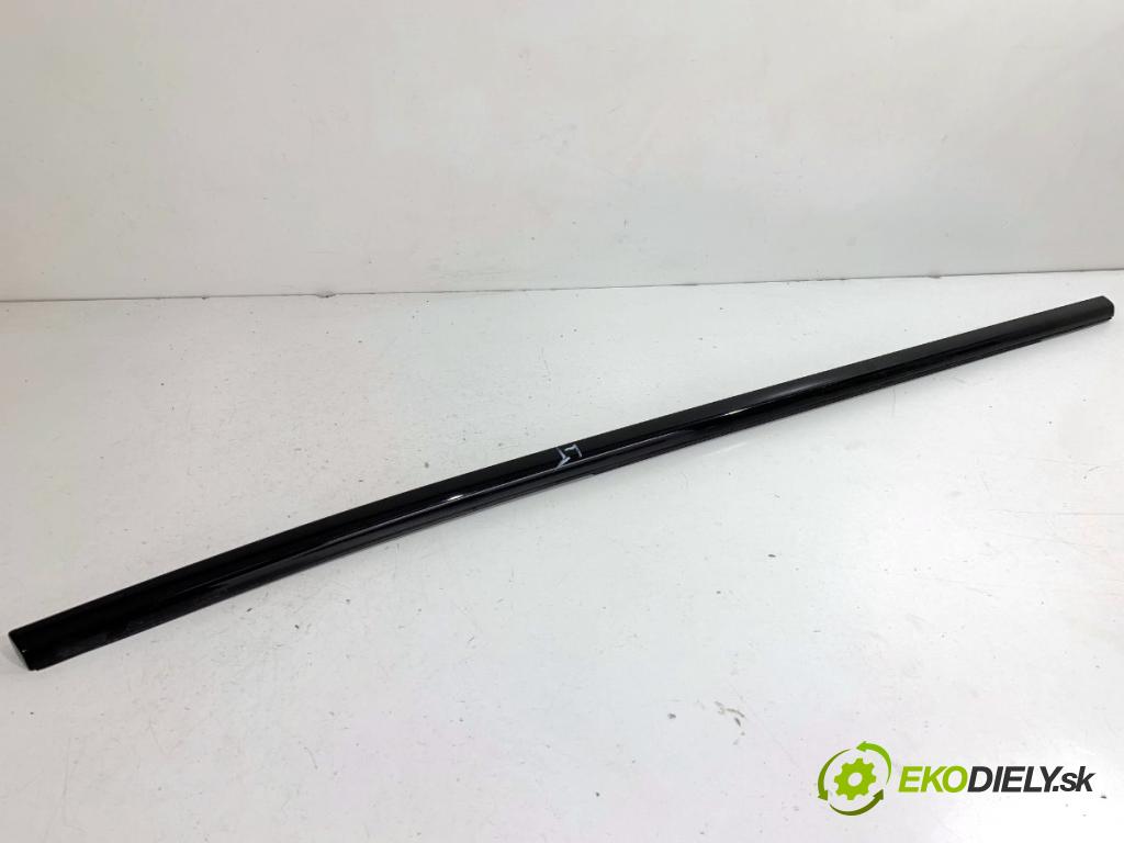 BMW G05 SUV 2020 195 kW xDrive 30 d 2993 Lišta Sbírání: zad ľavy 