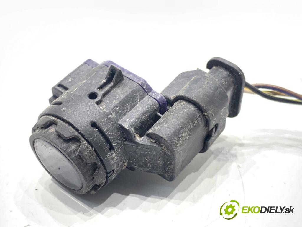 BMW G05 SUV 2020 195 kW xDrive 30 d 2993 Snímač PDC A2239054610