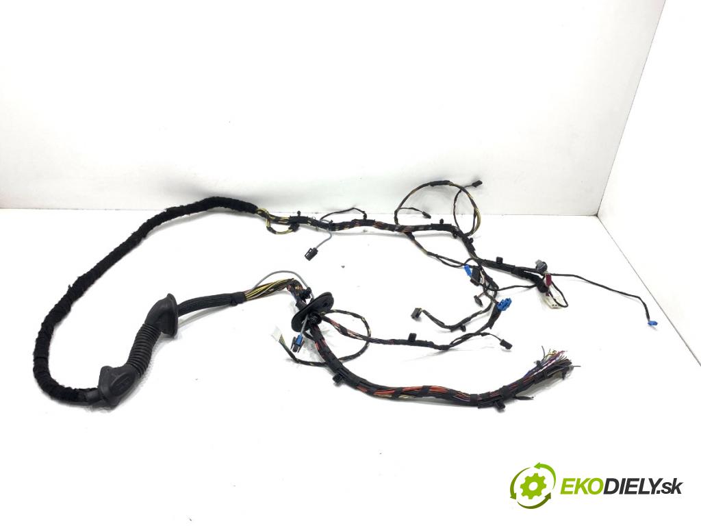 BMW G05 SUV 2020 195 kW xDrive 30 d 2993 Káblovačka dverí kufra zad pravá 