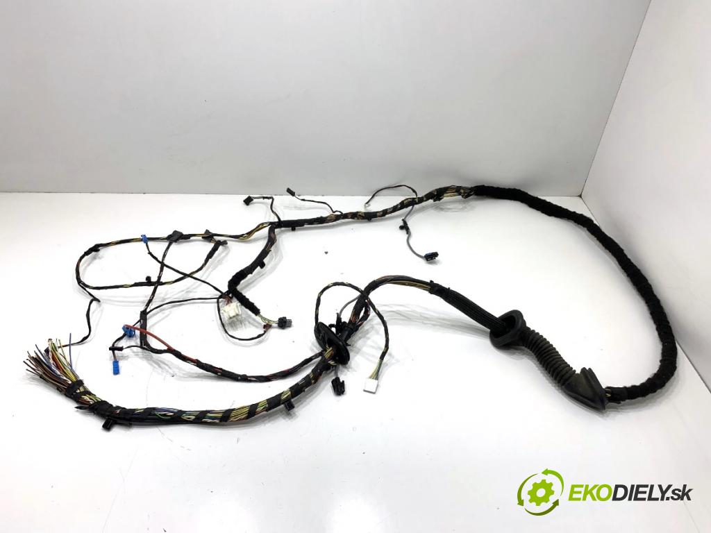 BMW G05 SUV 2020 195 kW xDrive 30 d 2993 Káblovačka dverí kufra zad pravá