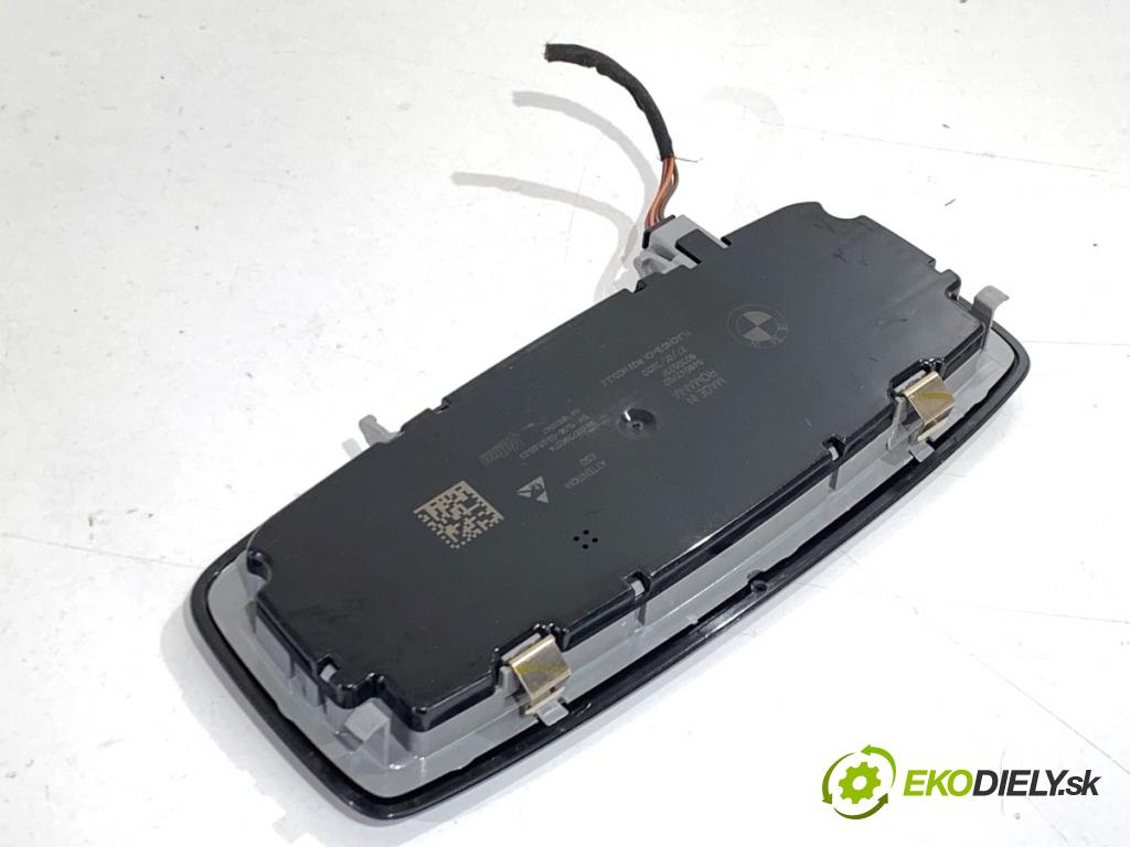 BMW G05 SUV 2020 195 kW xDrive 30 d 2993 Svetlo stropné zad 9490427