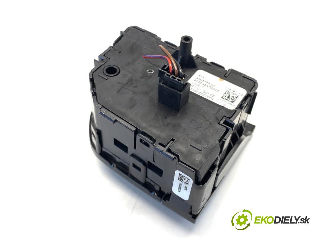 BMW G05 SUV 2020 195 kW xDrive 30 d 2993 Prepínač nastavenia nápravy 9495368