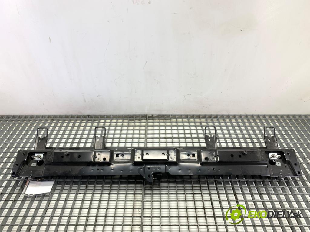 BMW G05 SUV 2020 195 kW xDrive 30 d 2993 uchycení ISOFIX