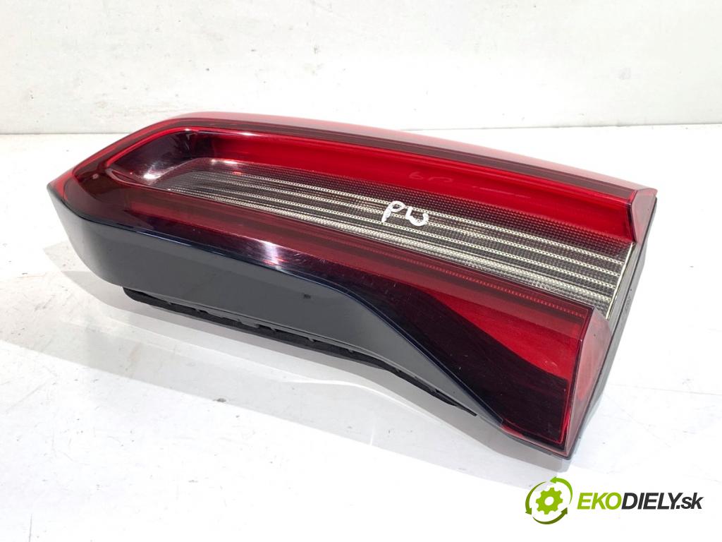 BMW G05 SUV 2020 195 kW xDrive 30 d 2993 Svetlo zad pravá vnútorná 2SK2418 (Kľučka dverí ostatné)