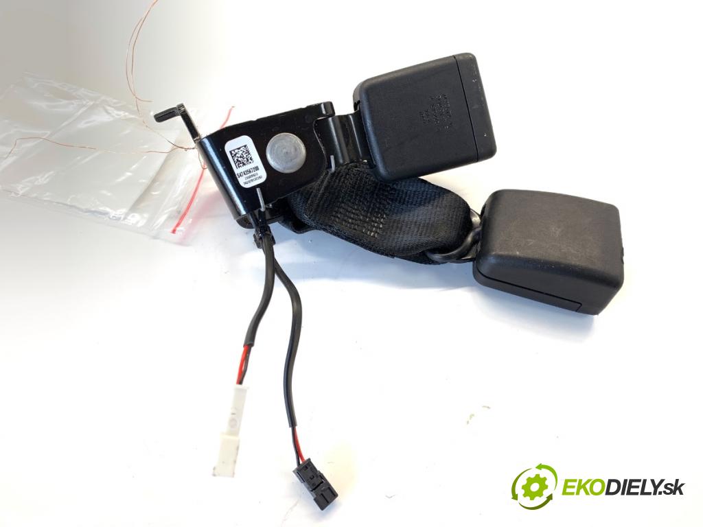 BMW G05 SUV 2020 195 kW xDrive 30 d 2993 zapínače pásov PASA zad 7435672