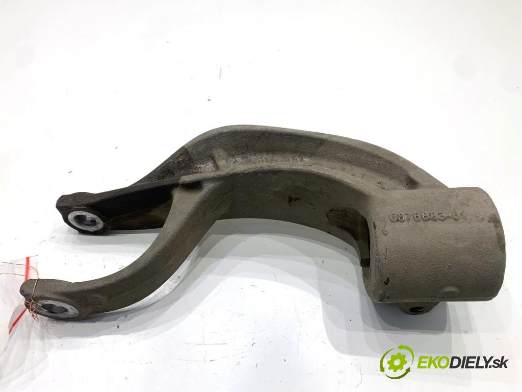 BMW G05 SUV 2020 195 kW xDrive 30 d 2993 Uchytenie tlmiča predný ľavy 6876683