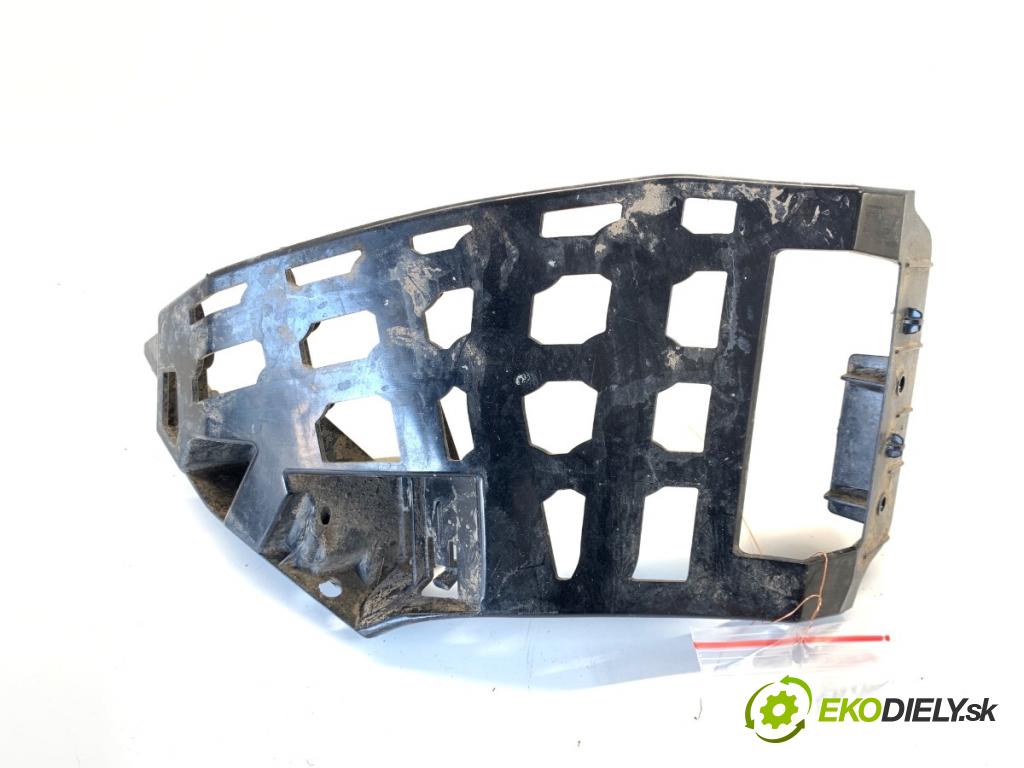 BMW G05 SUV 2020 195 kW xDrive 30 d 2993 Úchyt nárazníka pravy predný 7421850