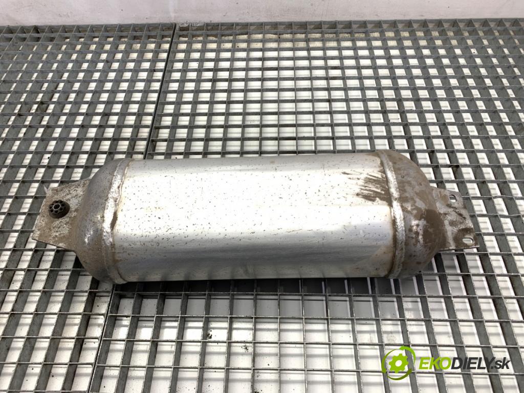 BMW G05 SUV 2020 195 kW xDrive 30 d 2993 Nádržka vzduchu nápravy 6878492