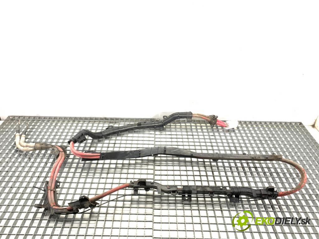 BMW G05 SUV 2020 195 kW xDrive 30 d 2993 Káblovačka Rúrka akumulátora PLUS: 8797694