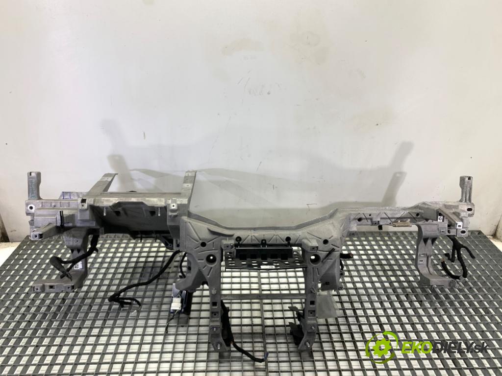 BMW G05 SUV 2020 195 kW xDrive 30 d 2993 Výstuha Výstuha interiéru prístrojovky 9393782