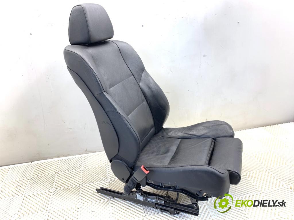 BMW E61 Kombi 2006 110 kW 520 d 1995 Sedadlo ľavy predný