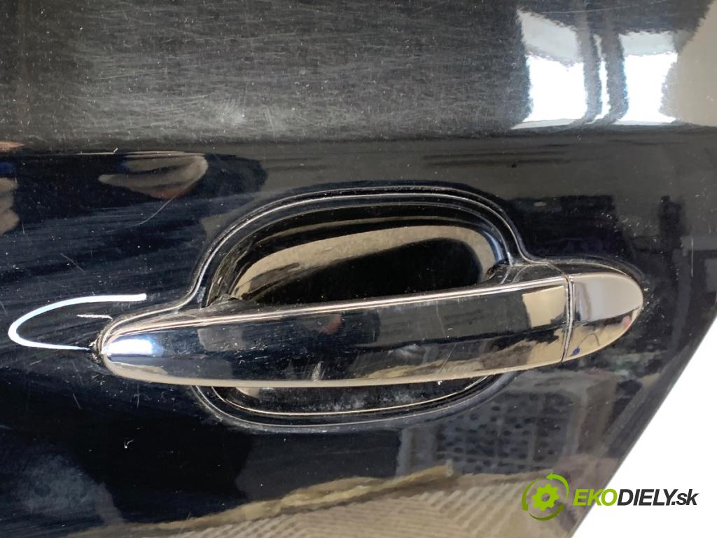 BMW E61 Kombi 2006 110 kW 520 d 1995 Dvere ľavy zad 668