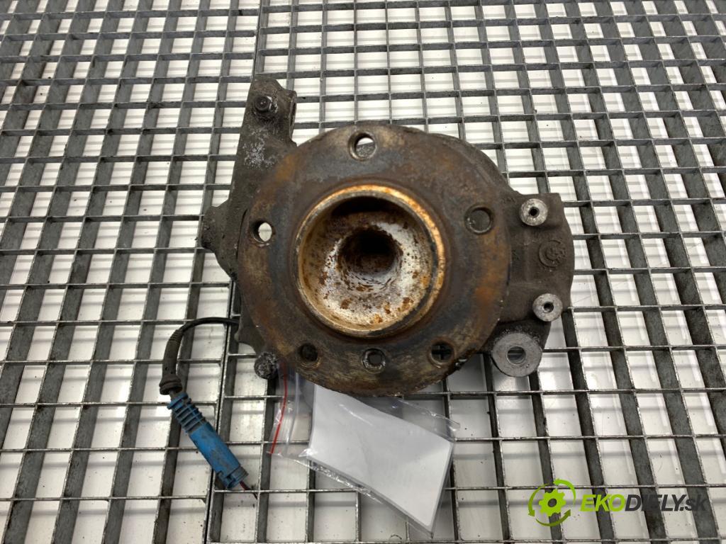 BMW E61 Kombi 2006 120 kW 520 d 1995 náboj ľavy predný 6760953