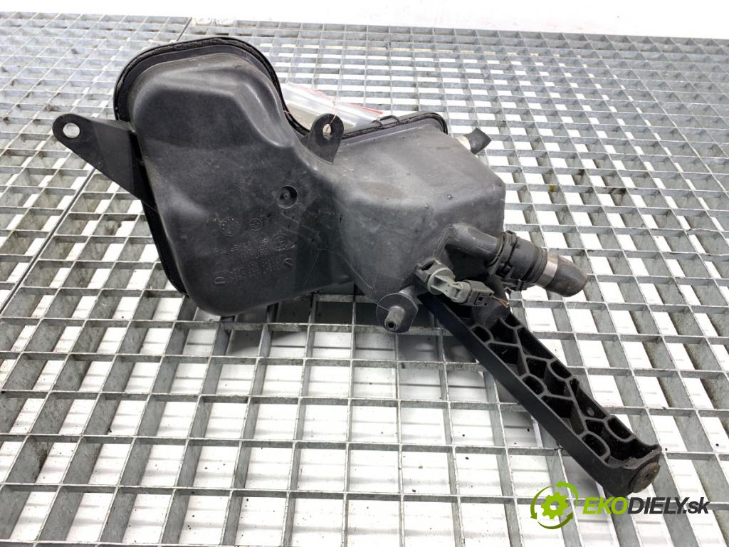 BMW E61 Kombi 2006 120 kW 520 d 1995 nádržka vyrovnávací kapaliny chadicího 7800293