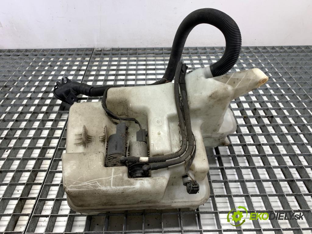 BMW E61 Kombi 2006 120 kW 520 d 1995 Nádržka ostrekovačov 7179451