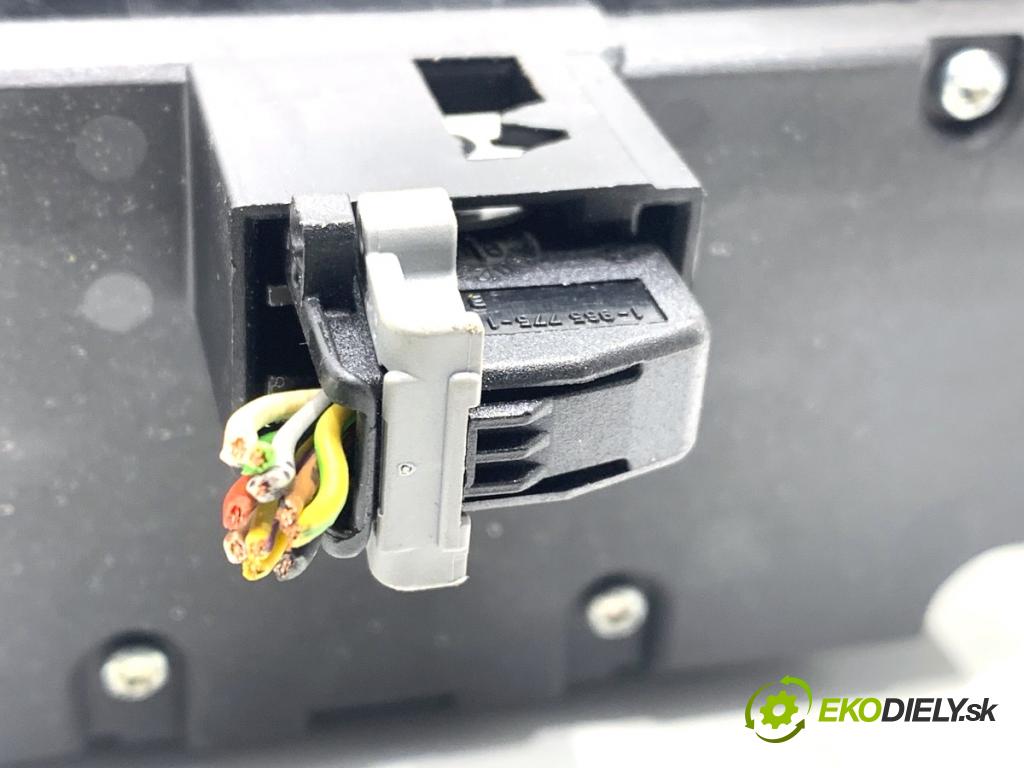 BMW E61 Kombi 2006 120 kW 520 d 1995 Spínač svetiel 6953741