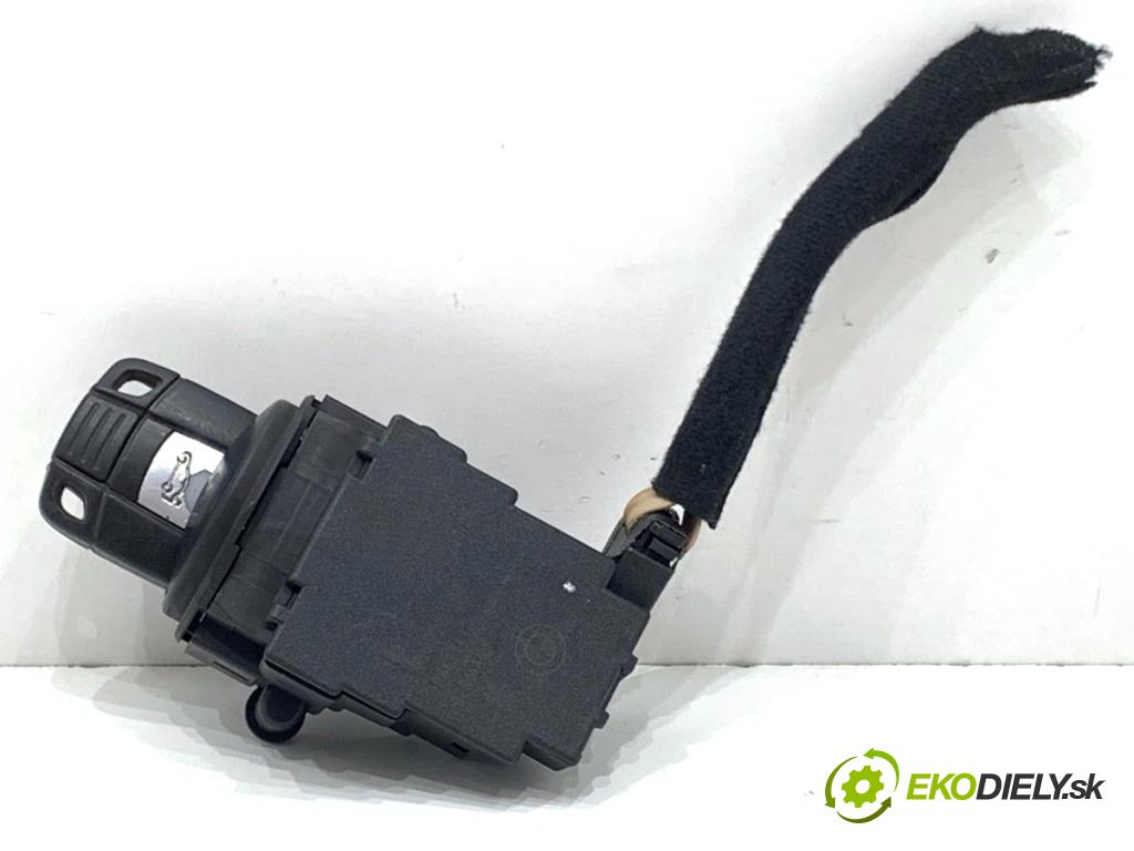 BMW E61 Kombi 2006 120 kW 520 d 1995 spínačka 6954722 (Spínací skříňka)