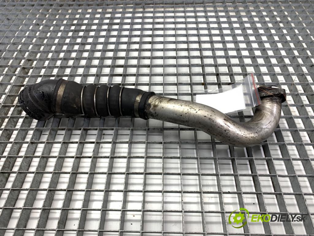 BMW E61 Kombi 2006 120 kW 520 d 1995 Rúra vzduchu 7790089