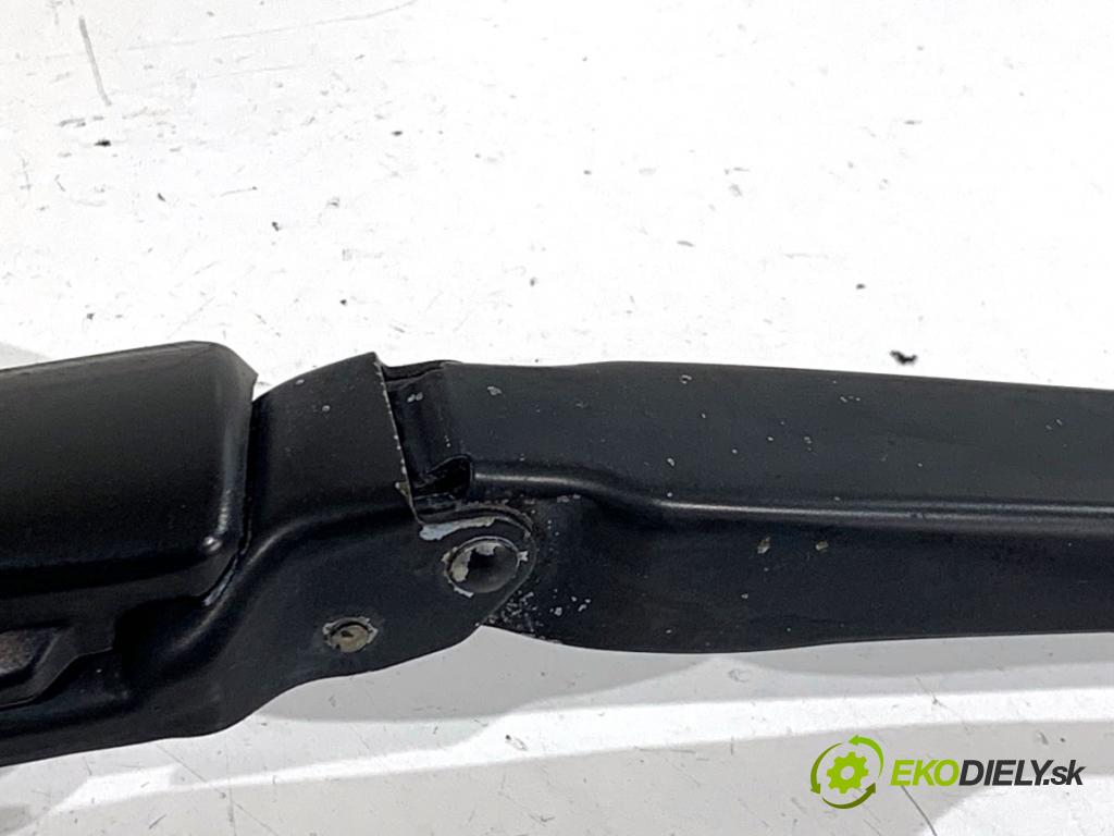 BMW E61 Kombi 2006 120 kW 520 d 1995 Rameno stierače predný 7035103