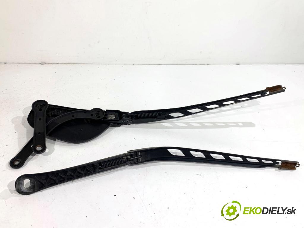 BMW E61 Kombi 2006 120 kW 520 d 1995 Rameno stierače predný 7035103