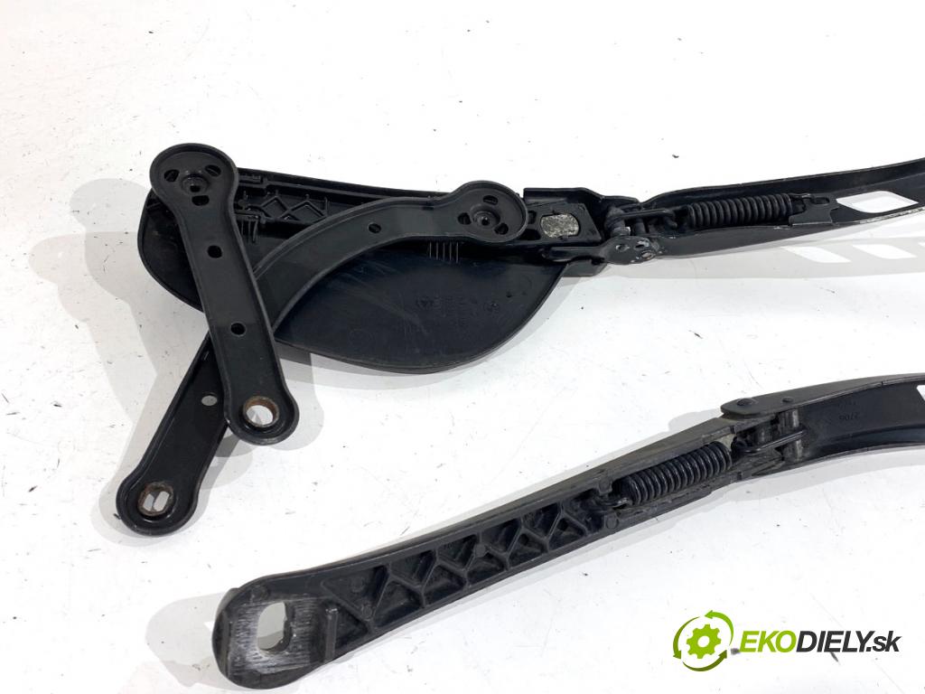 BMW E61 Kombi 2006 120 kW 520 d 1995 Rameno stierače predný 7035103