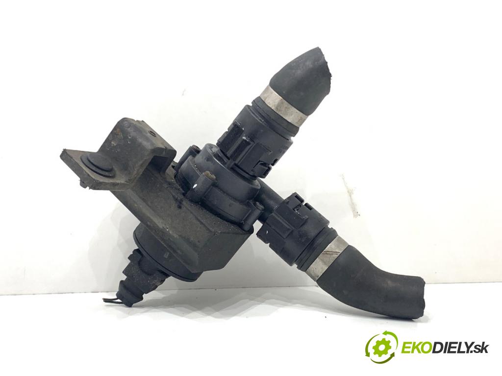 BMW E61 Kombi 2006 120 kW 520 d 1995 DALŠÍ: Pumpa vody 6917700 (Vodná pumpa)