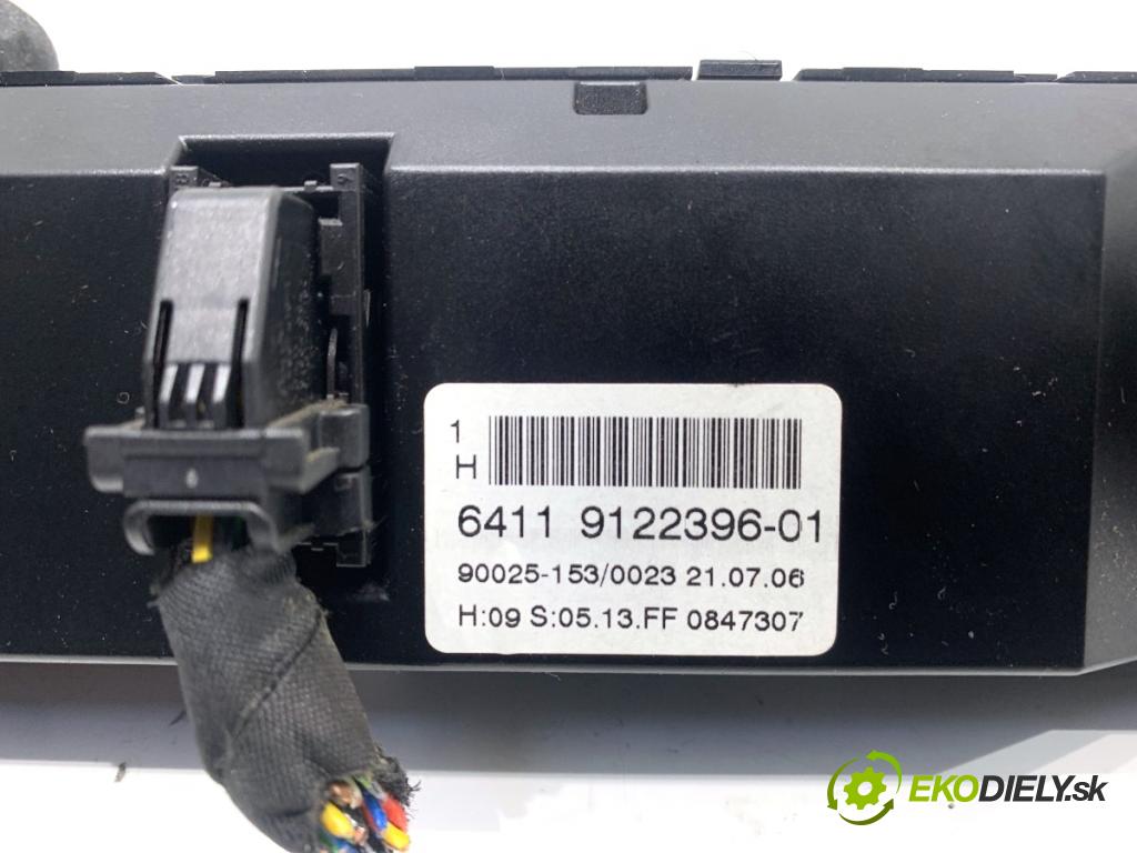 BMW E61 Kombi 2006 120 kW 520 d 1995 Panel ovládania kúrenia 9122396 (Prepínacie páčky pod volantom)