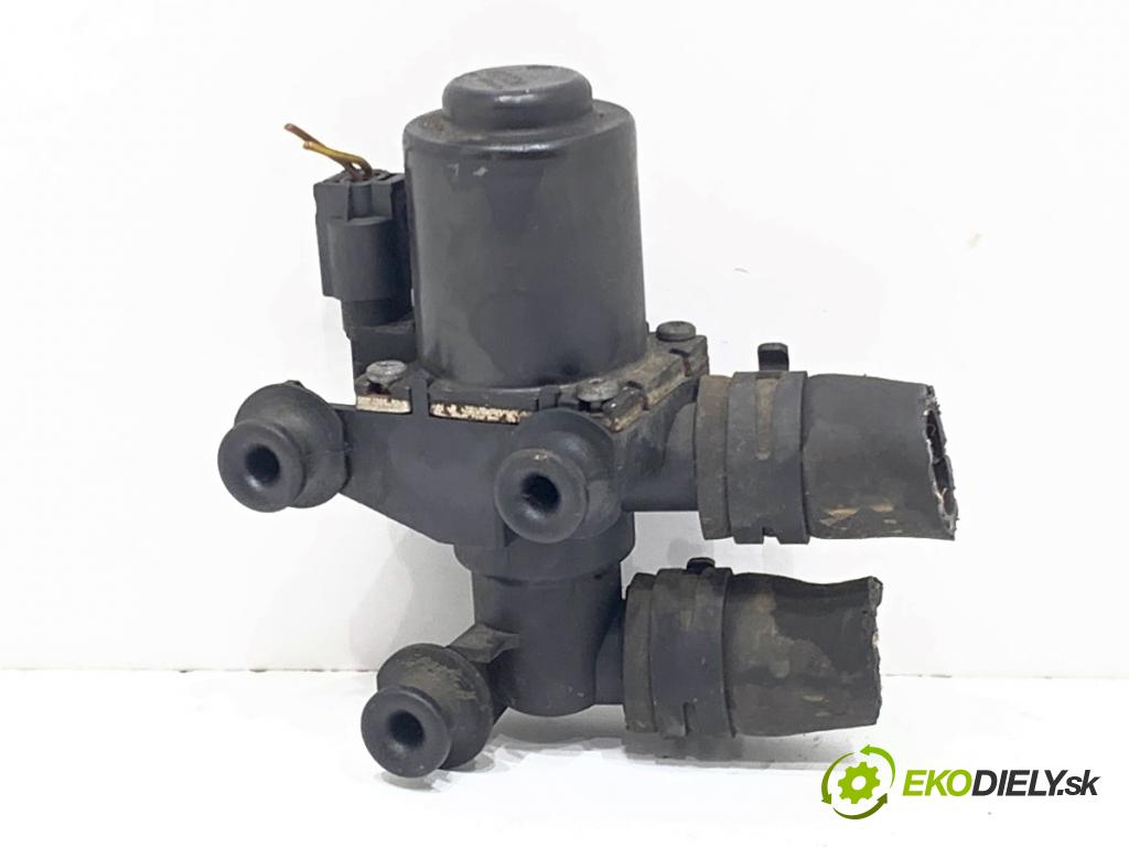 BMW E61 Kombi 2006 120 kW 520 d 1995 magnetický ventil vody 6920226 (Elektrosoučásti ostatní)