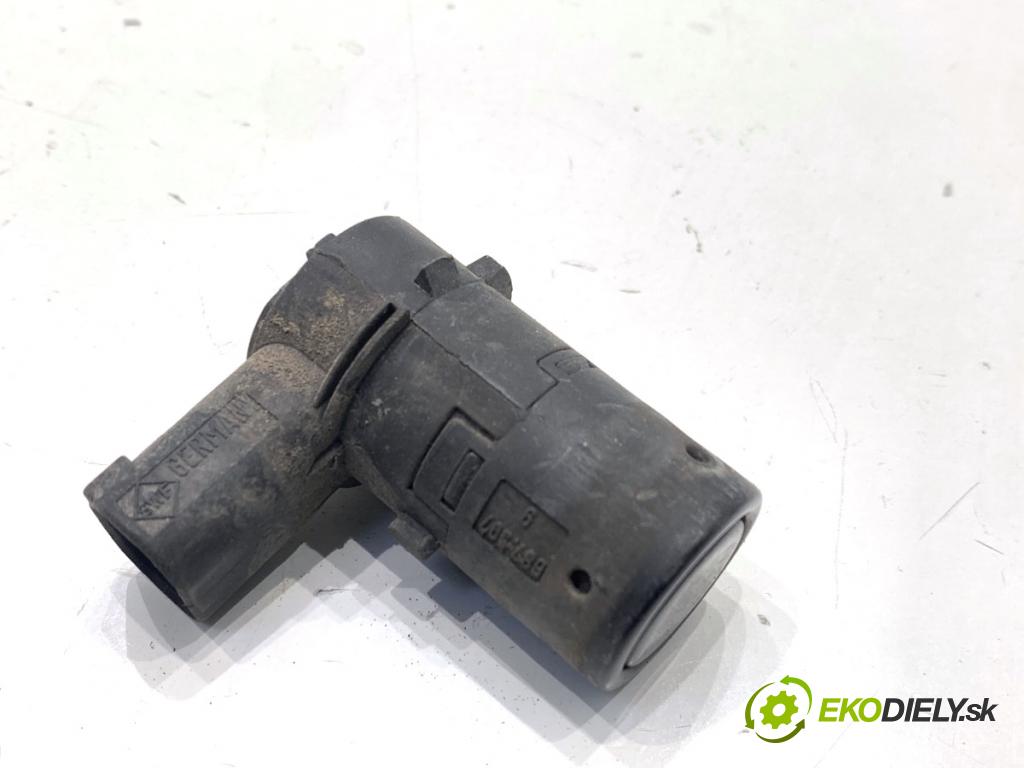 BMW E61 Kombi 2006 120 kW 520 d 1995 Snímač PDC 6989091