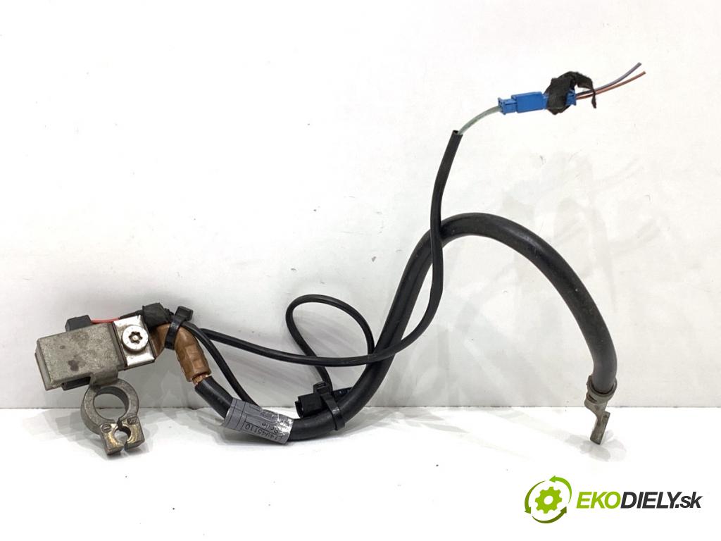 BMW E61 Kombi 2006 120 kW 520 d 1995 svorka MINUS 6970681