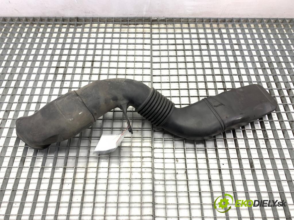 BMW E61 Kombi 2006 120 kW 520 d 1995 Volant vzduchu 7796270