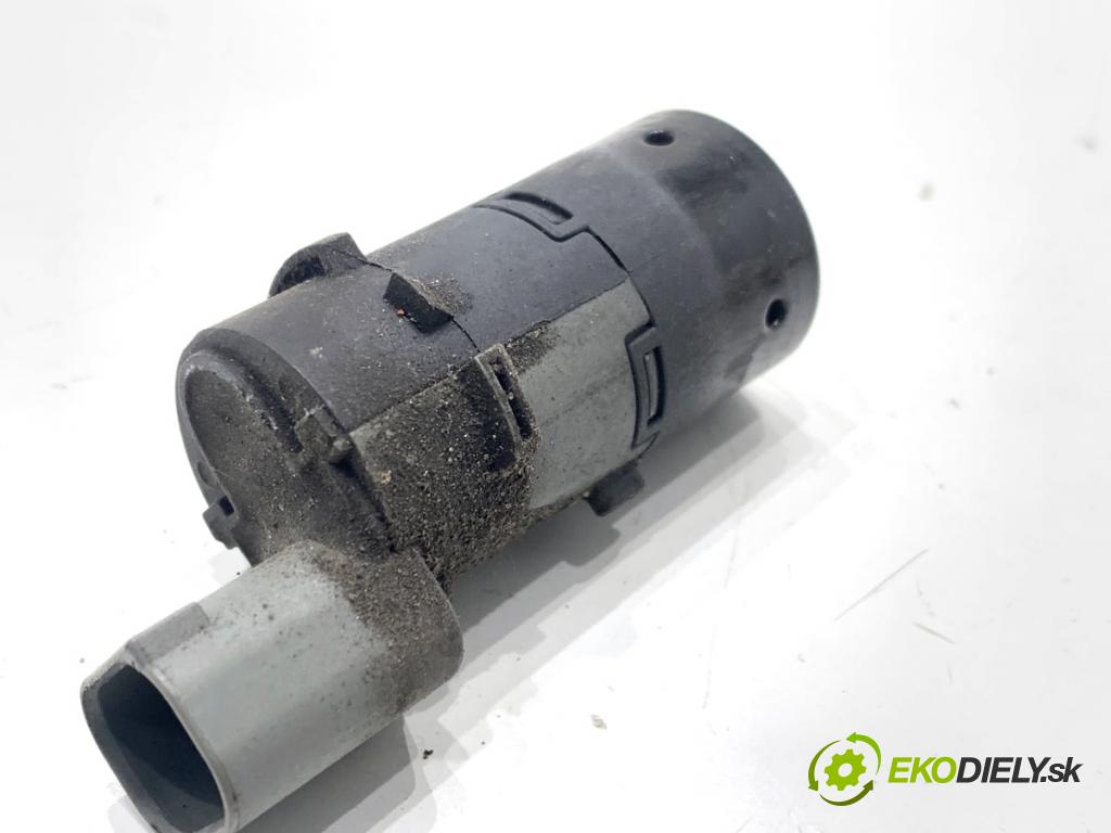 BMW E61 Kombi 2006 120 kW 520 d 1995 Snímač PDC 6989092