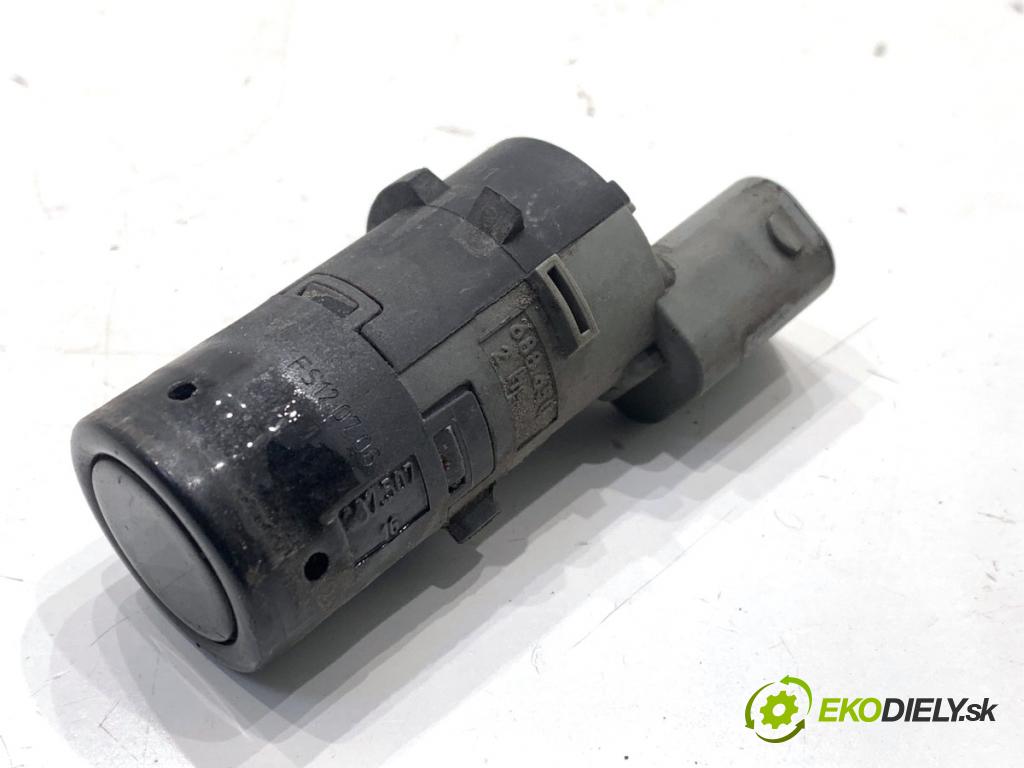 BMW E61 Kombi 2006 120 kW 520 d 1995 Snímač PDC 6989092