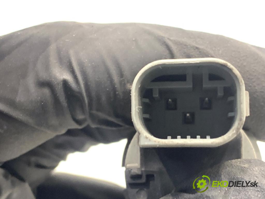 BMW E61 Kombi 2006 120 kW 520 d 1995 Snímač PDC 6989092