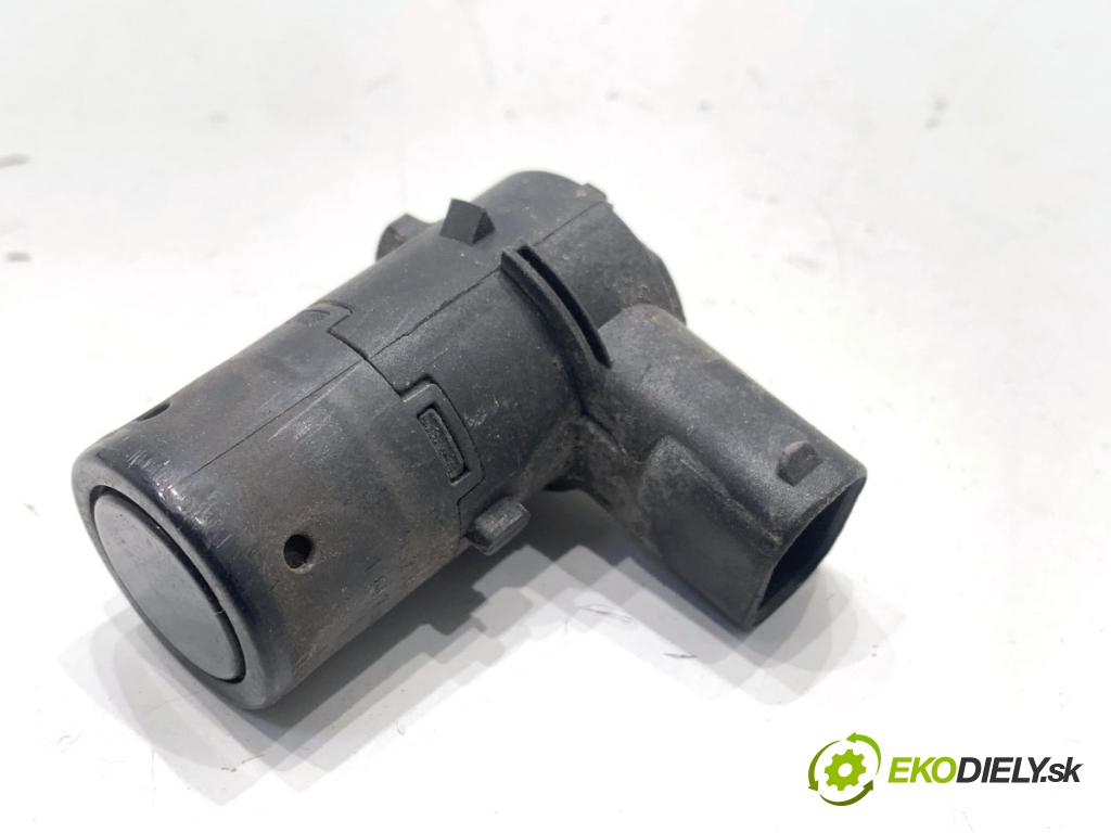 BMW E61 Kombi 2006 120 kW 520 d 1995 Snímač PDC 6989075