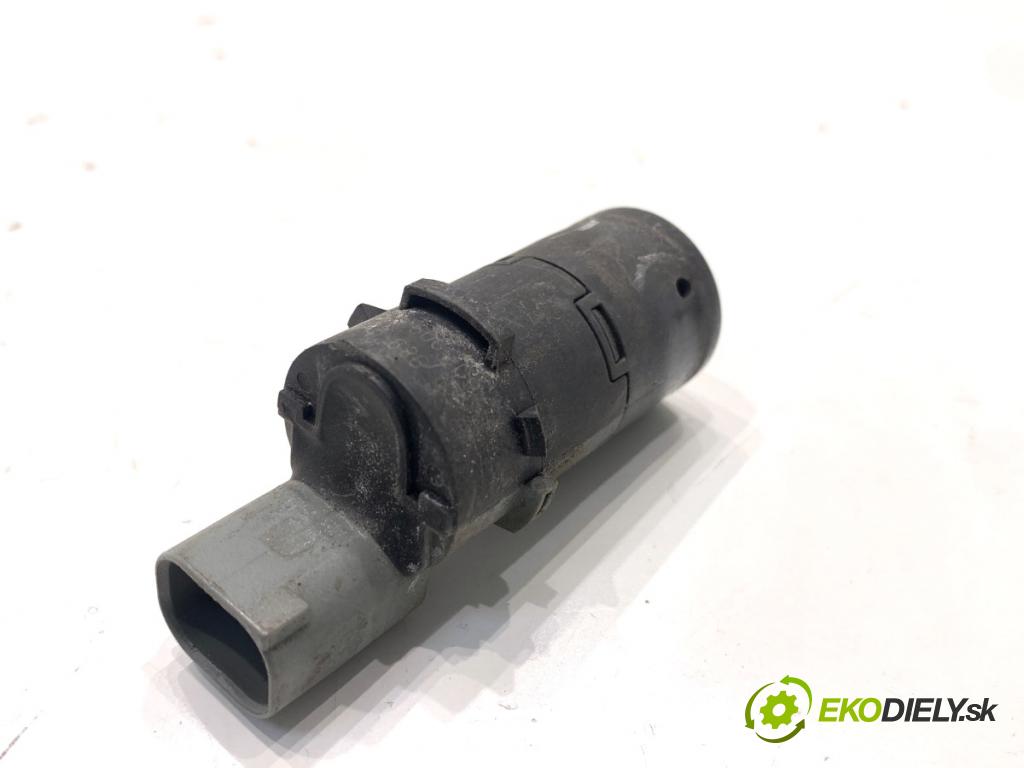 BMW E61 Kombi 2006 120 kW 520 d 1995 Snímač PDC 6989092