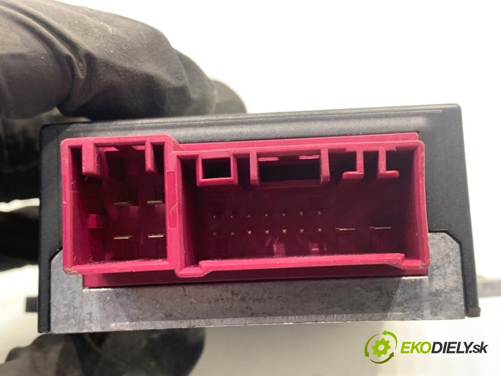 BMW E61 Kombi 2006 120 kW 520 d 1995 Modul pumpy paliva 7180427