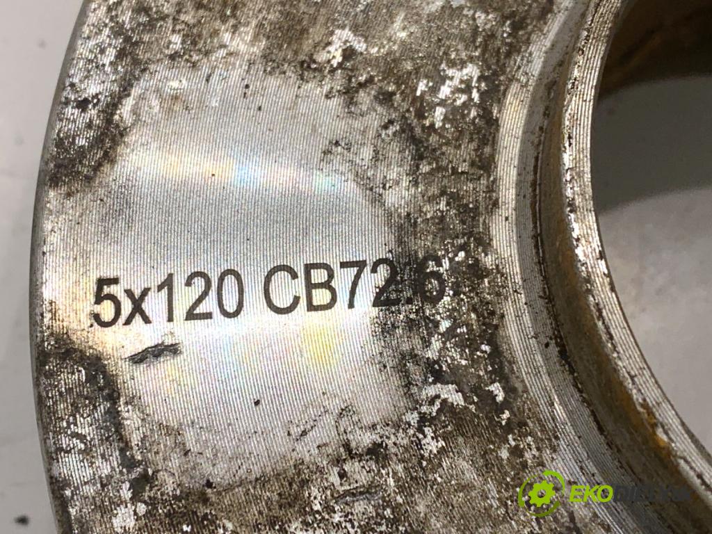 BMW E61 Kombi 2006 120 kW 520 d 1995 dištančné do KOLA: 5X120 35MM: