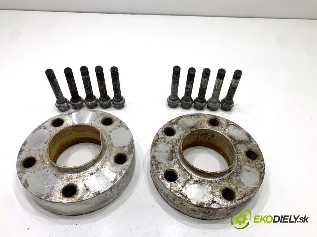 BMW E61 Kombi 2006 120 kW 520 d 1995 dištančné do KOLA: 5X120 35MM: 