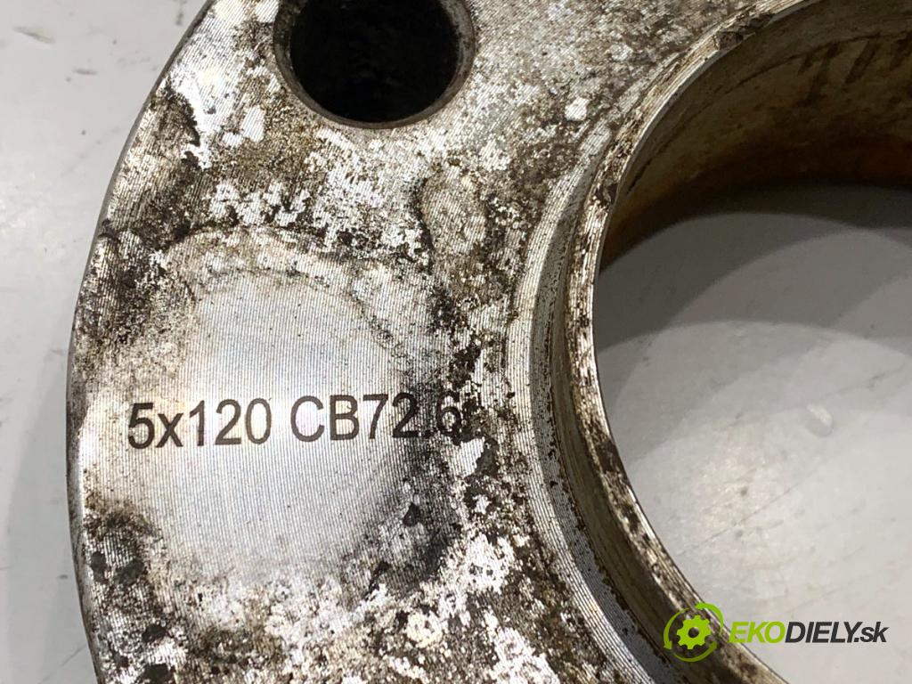 BMW E61 Kombi 2006 120 kW 520 d 1995 dištančné do KOLA: 5X120 35MM: